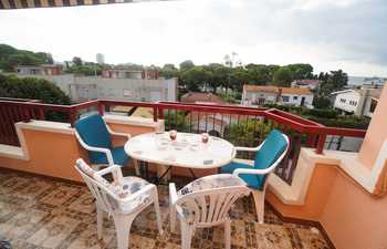 Apartamento con vistas y muy bien ubicado